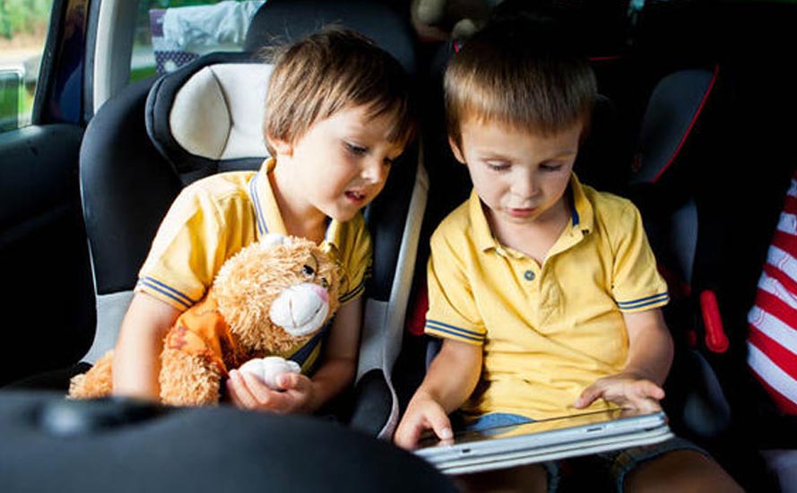 occupying children on car journeys